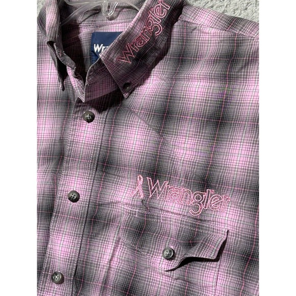 Wrangler Shirt Womens L Pink Breast Cancer Awareness Button Down‎ Embroidered - Picture 3 of 13